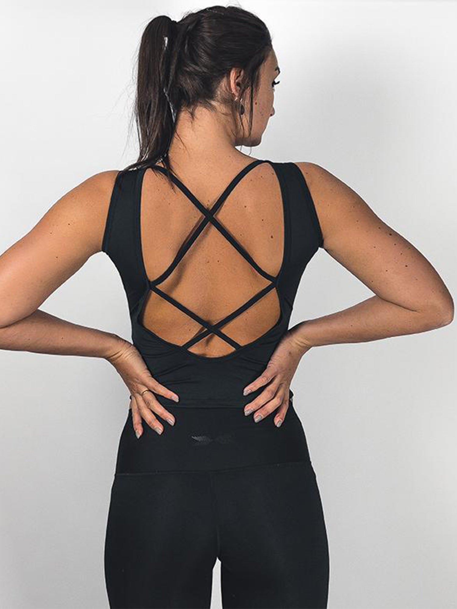 COMFY & STRAPPY SHIRT BLACK | VAAMSPORT