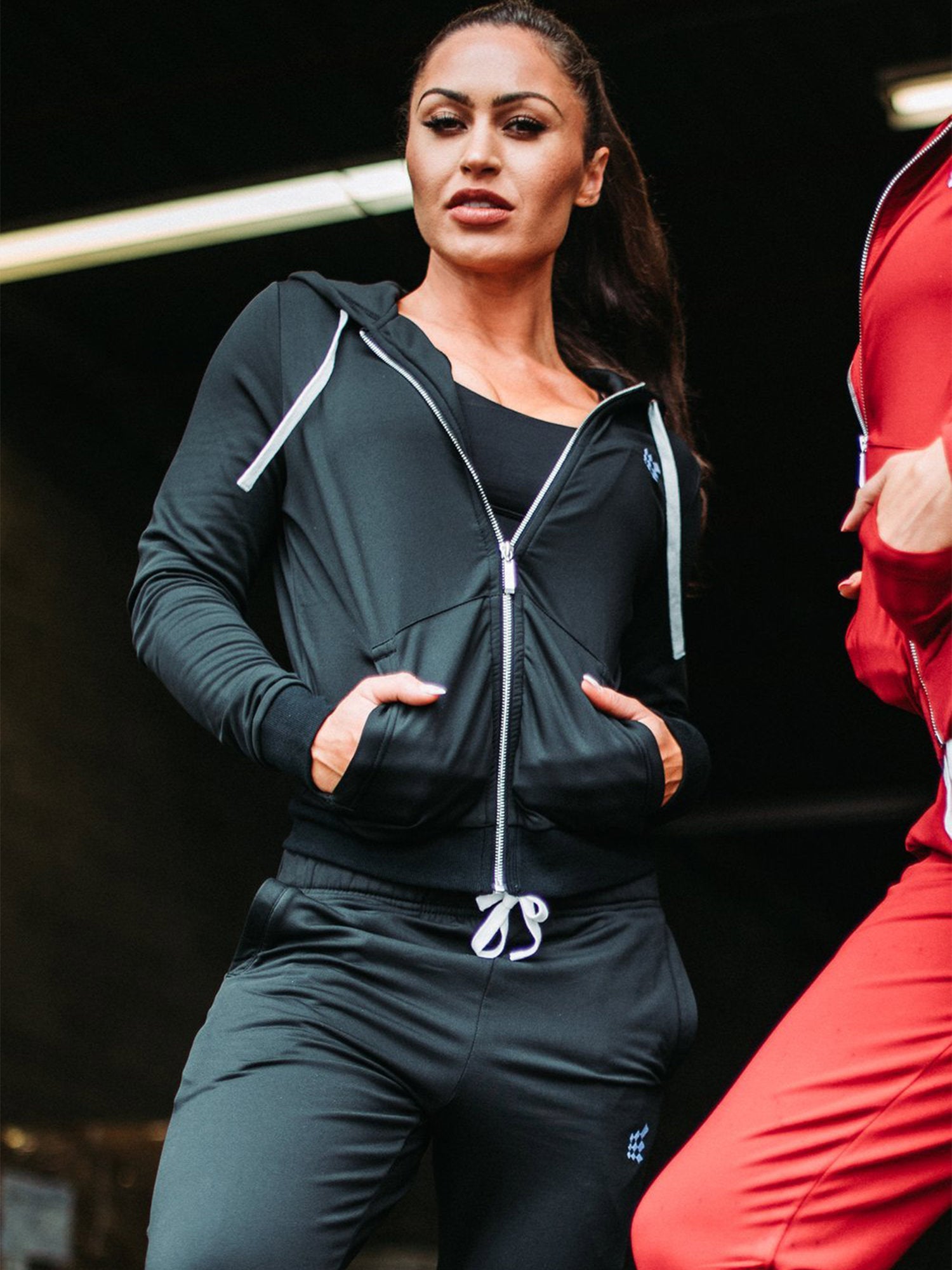 JED NORTH MISSY TRACK SWEATER - BLACK | VAAMSPORT