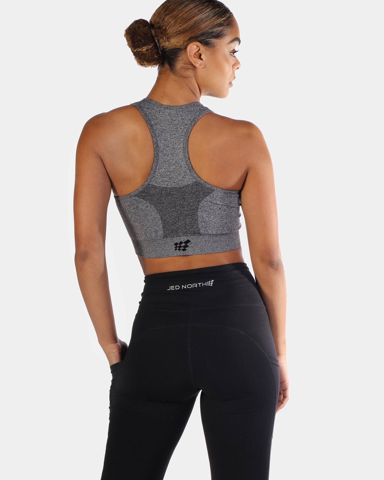 JED NORTH SUPPLE SEAMLESS SPORTS BRA - GRAY | VAAMSPORT