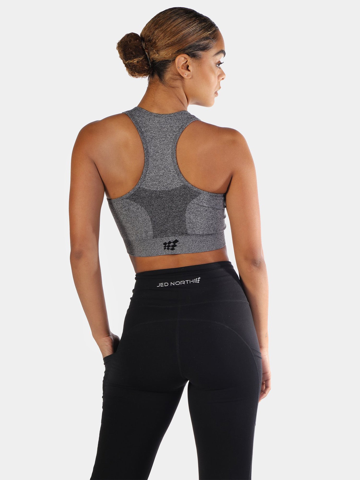 JED NORTH SUPPLE SEAMLESS SPORTS BRA - GRAY | VAAMSPORT