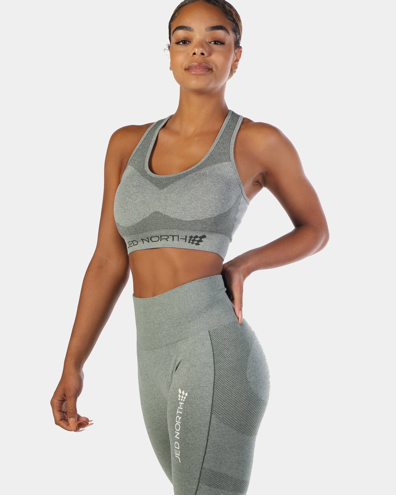 JED NORTH SUPPLE SEAMLESS SPORTS BRA - GREEN