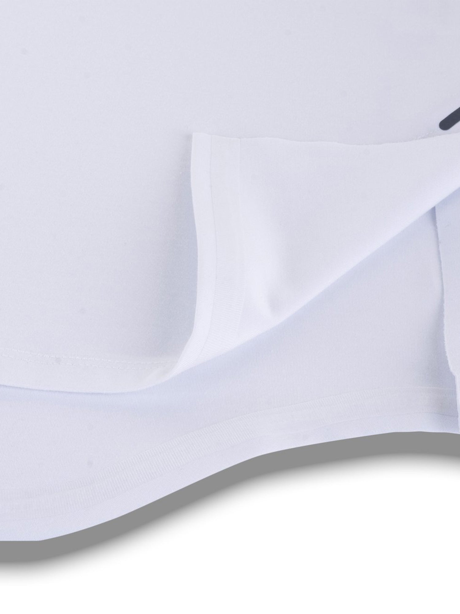 SMRT-TEC MUSCLE TANK - WHITE | VAAMSPORT