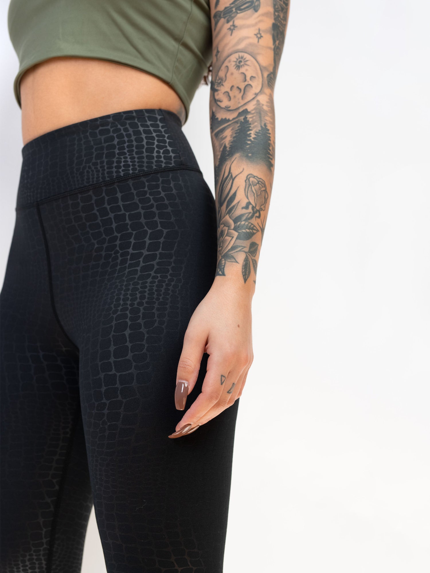 VAAM LMNTS WILD LEGGINGS CROCODILE- BLACK | VAAMSPORT