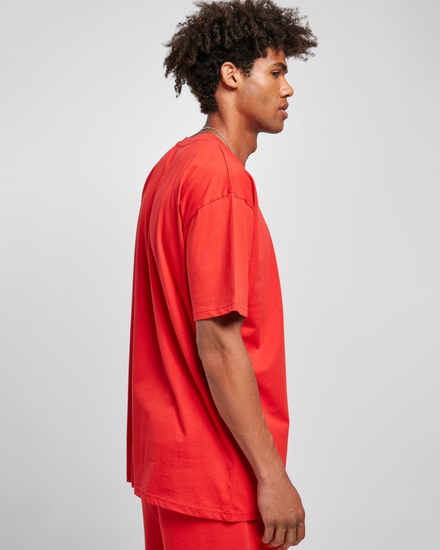 SOUTHPOLE SQUARE LOGO TEE - SOUTHPOLERED | VAAM SPORT