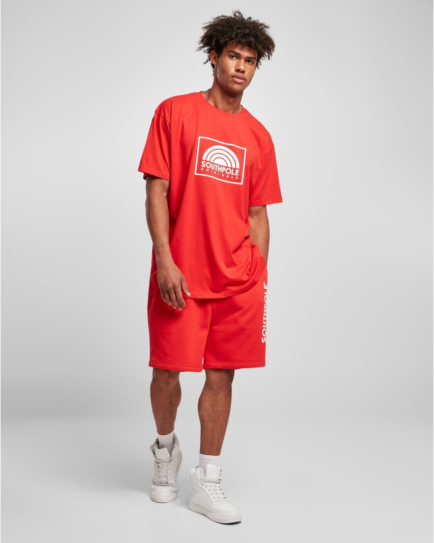 SOUTHPOLE SQUARE LOGO TEE - SOUTHPOLERED | VAAM SPORT